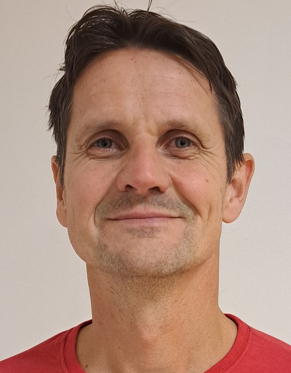 Senčák Róbert