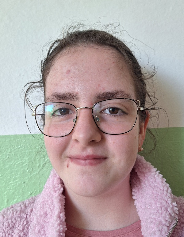 Šadláková Katarína