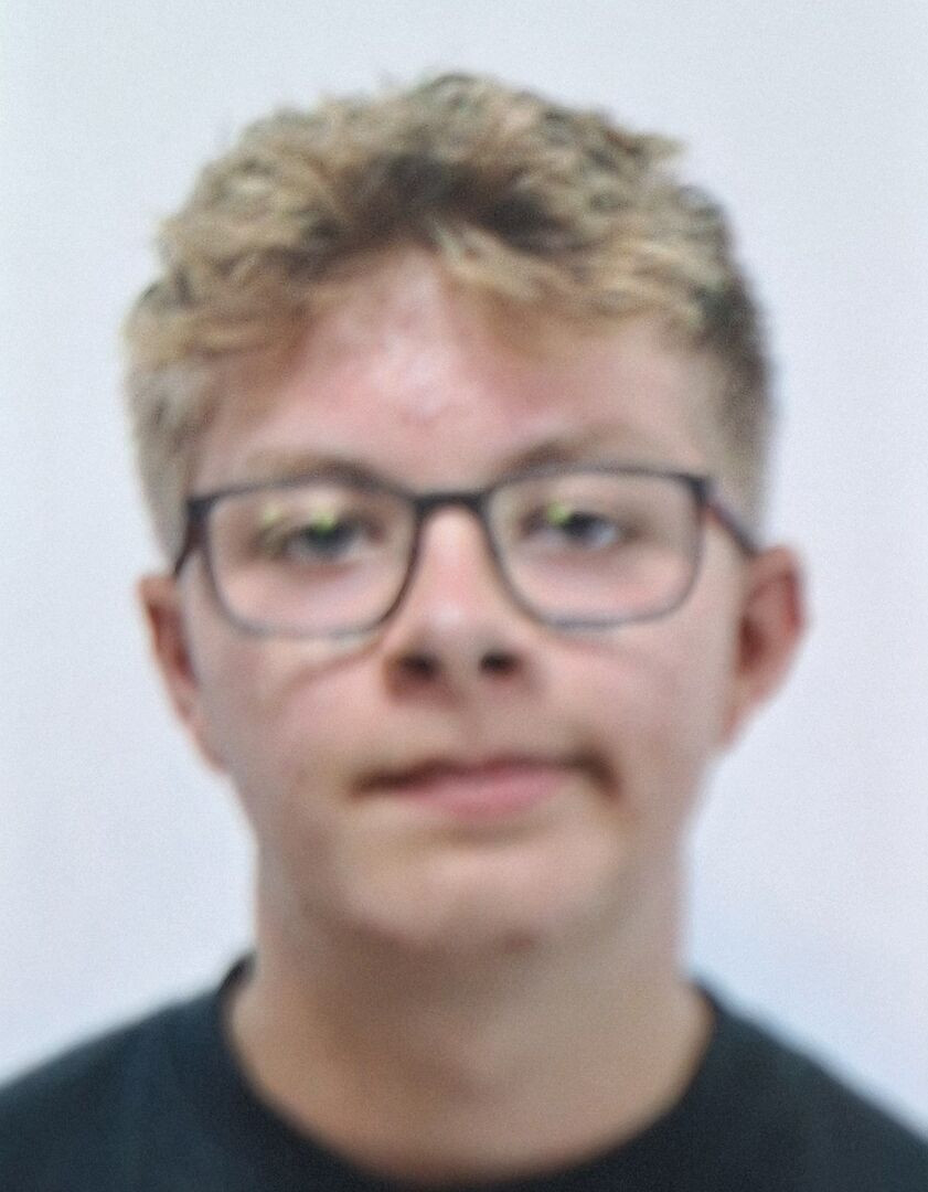 Okuliar Tomáš