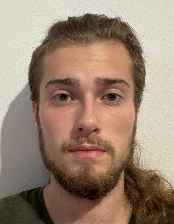 Filip Adrián