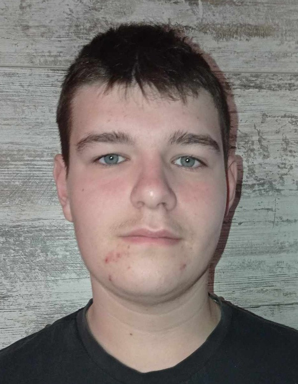 Lakomčík Šimon
