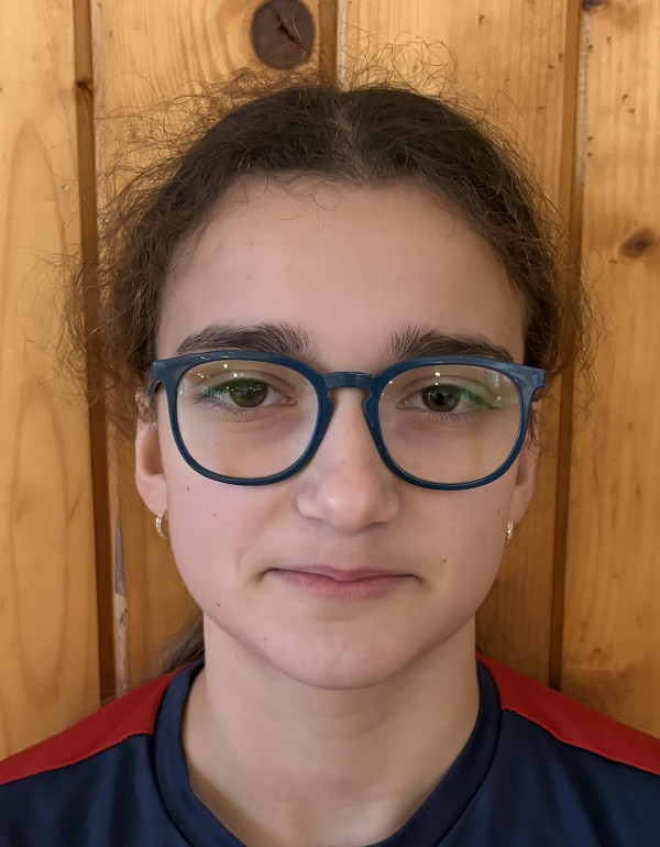 Mikulášová Viktória