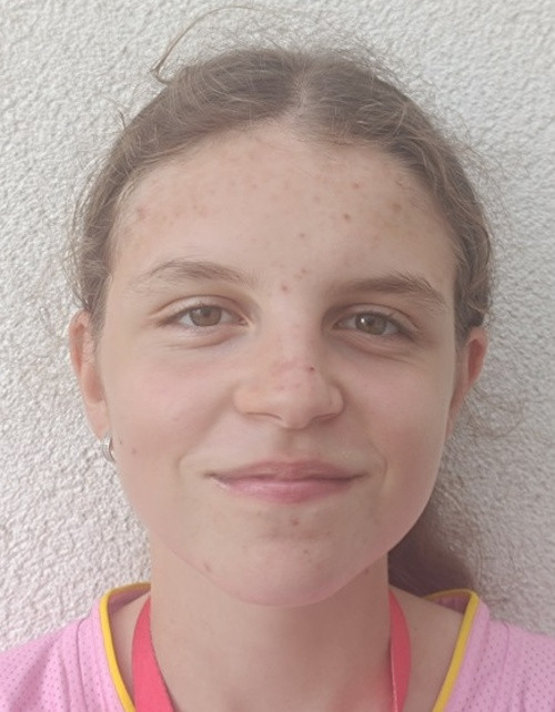 Slezáková Kristína